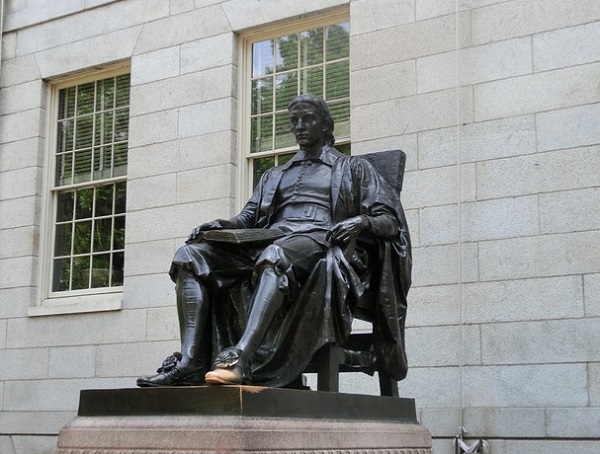 Wie die renommierte Harvard Stiftung ihr Vermögen aufteilt